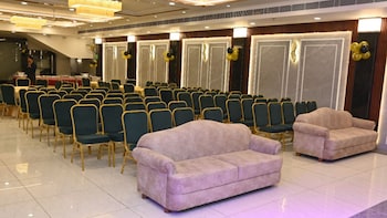 hotel krishna paradise