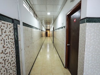 hotel rosebeds