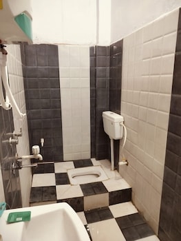 hotel gayatri palace