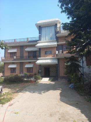 hotel gayatri palace