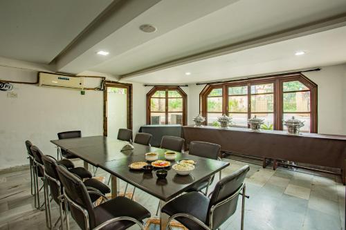 hilltop suit by 29 bungalow