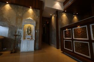 majestic suites boutique hotel