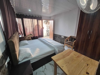 echoes of the himalayas