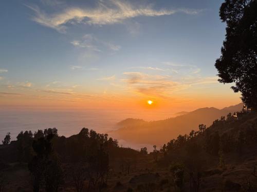 Echoes Of The Himalayas,,4 star