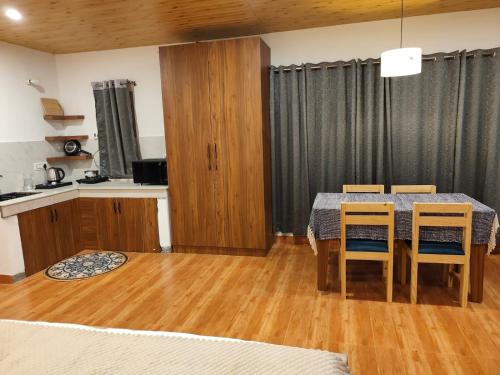 Echoes Of The Himalayas,,4 star