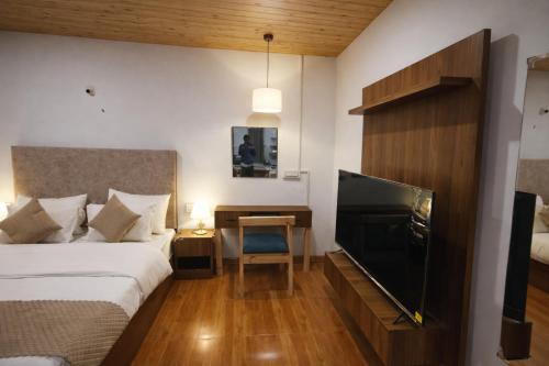 echoes of the himalayas