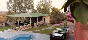 mountain meadows resort