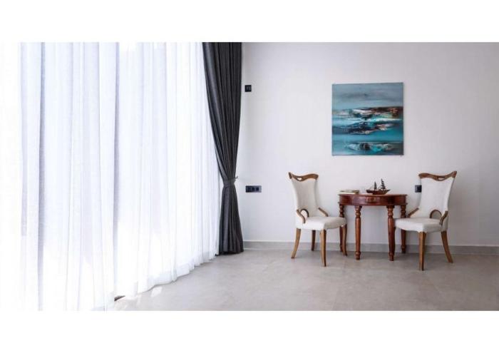 the zims luxor resort