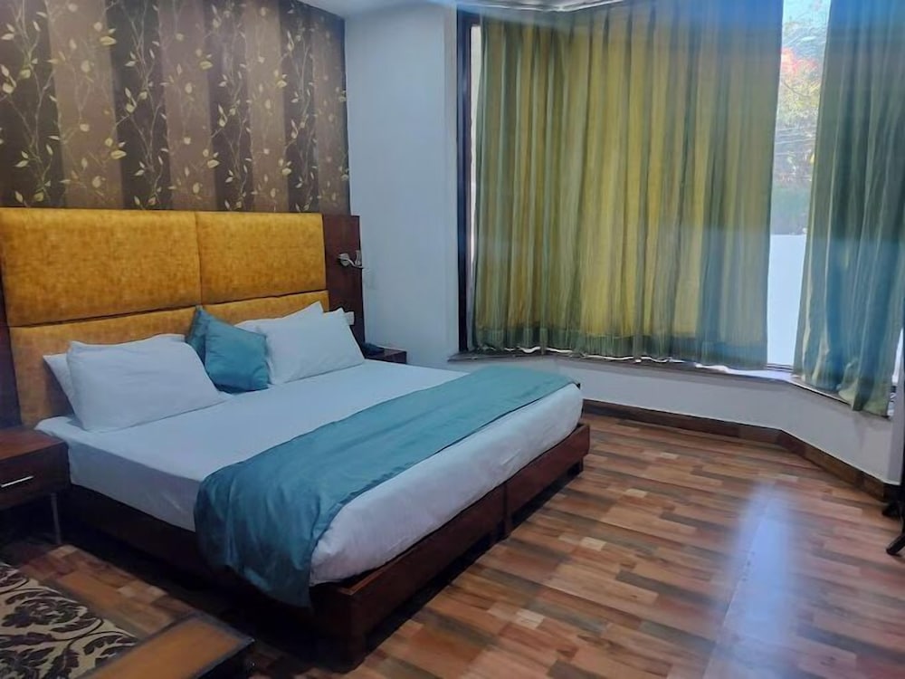 the venessa hotel