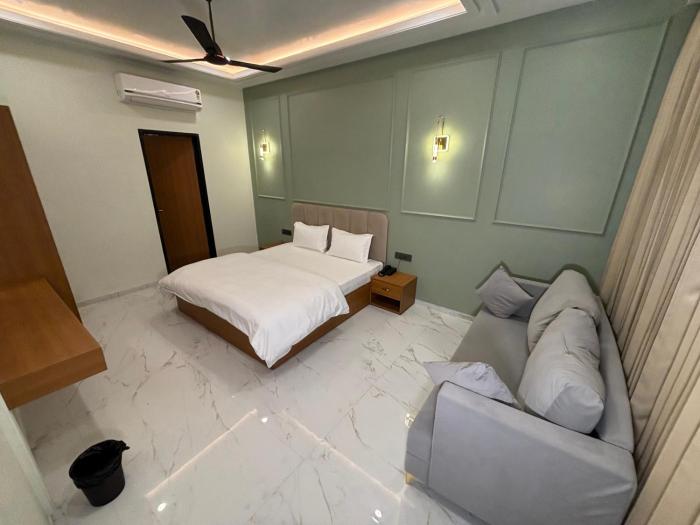 hotel heera palace