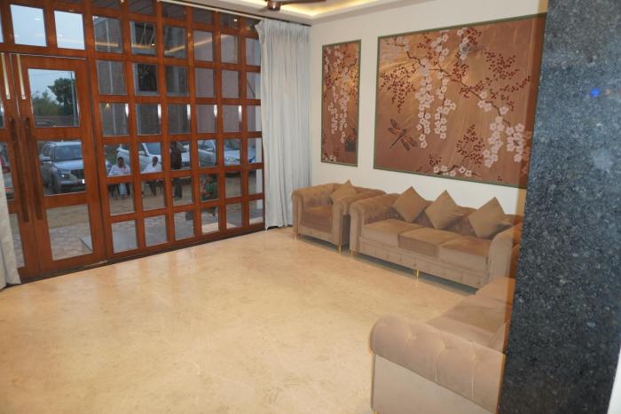 hotel heera palace