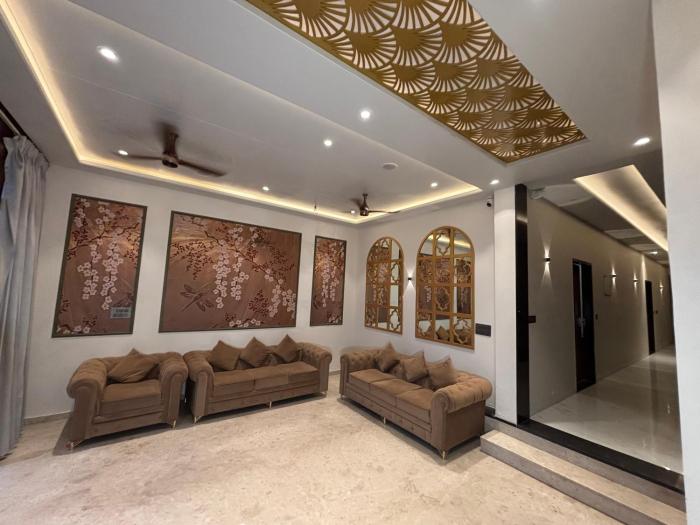 hotel heera palace
