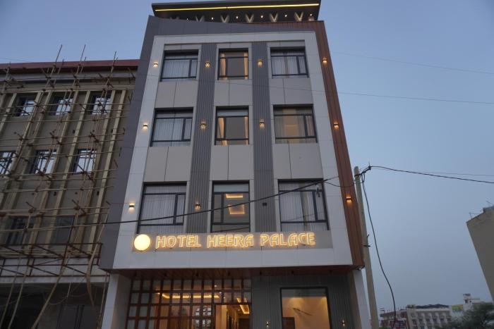 hotel heera palace