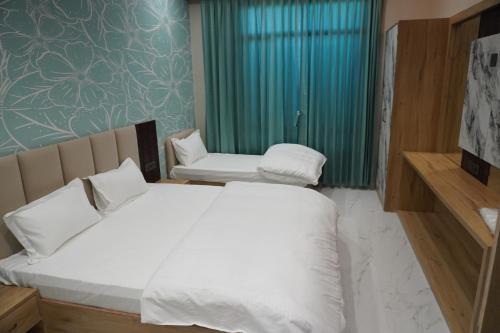 hotel heera palace