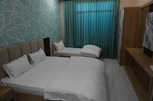 hotel heera palace