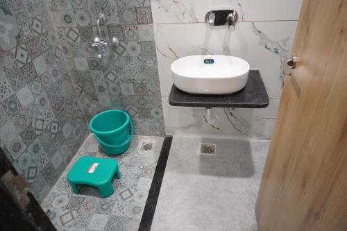 hotel heera palace