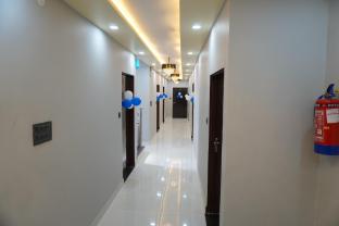 hotel hanumat palace