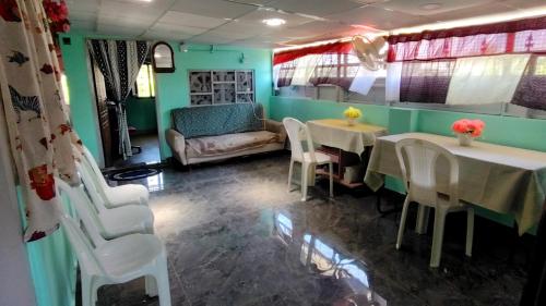 hotel o param homestay