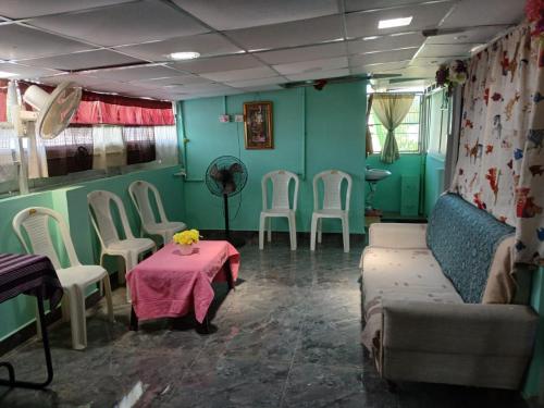 hotel o param homestay