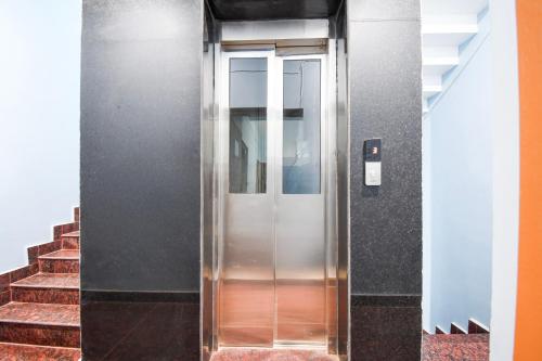 hotel o spacious villa