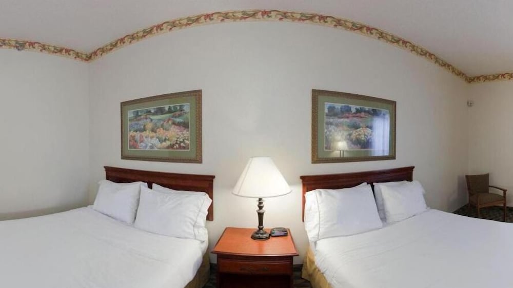 holiday inn express hotel and suites laurinburg by ihg