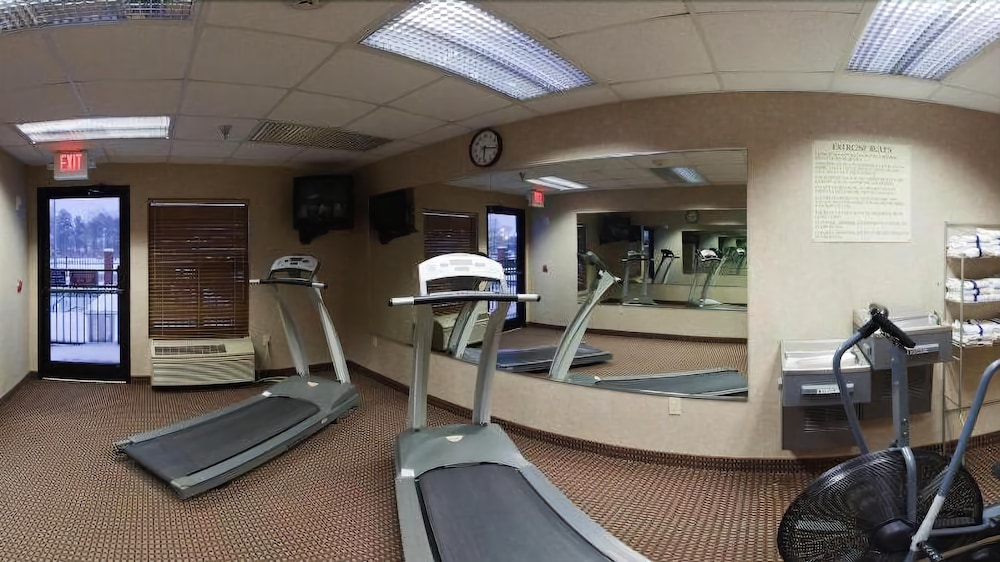 holiday inn express hotel and suites laurinburg by ihg