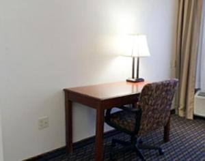 holiday inn express hotel and suites laurinburg by ihg