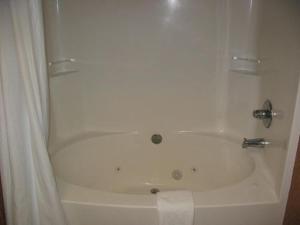 holiday inn express hotel and suites laurinburg by ihg