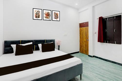 Hotel O A.R Palace,,3 star