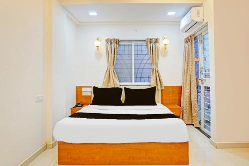 Townhouse Surya Inn,S. N 45/1/2, Shinde Vasti, Shinde Nagar, Phase 1, Mulshi, Hinjawadi,3 star
