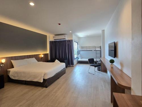 manee mantra hotel kanchanaburi