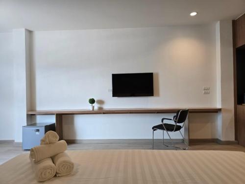 manee mantra hotel kanchanaburi