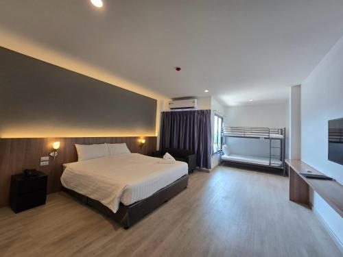 manee mantra hotel kanchanaburi