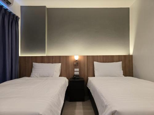 manee mantra hotel kanchanaburi