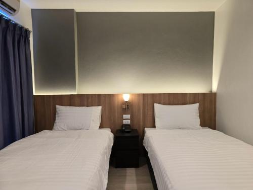 manee mantra hotel kanchanaburi
