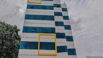 hotel raajasgrand