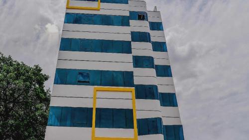 Hotel Raajasgrand,,3 star