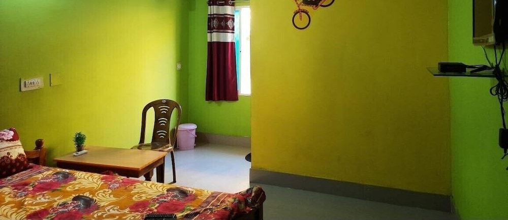 dhamstay hotel sun plaza near konark