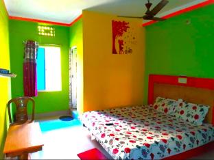 dhamstay hotel sun plaza near konark