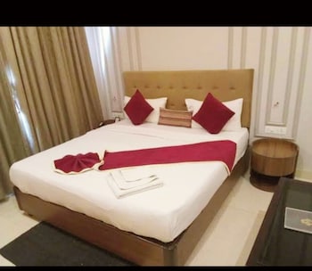 hotel abhivadya gange varanasi