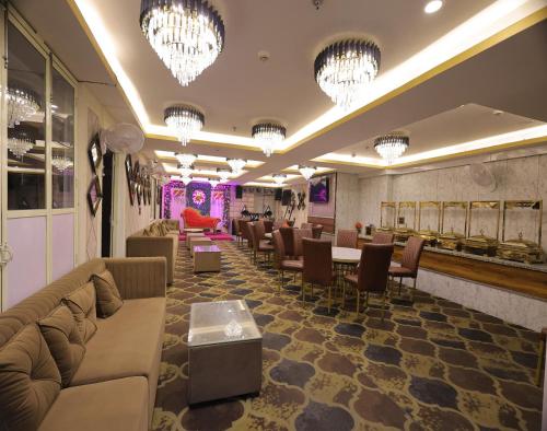 hotel royal galaxy blest park