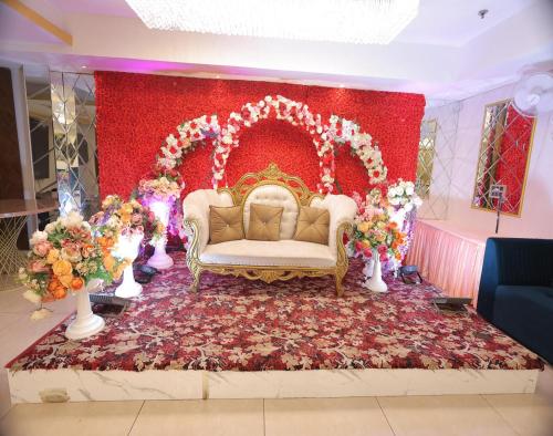 hotel royal galaxy blest park