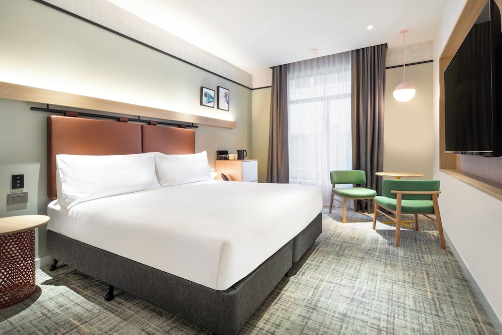 holiday inn melbourne bourke street mall by ihg