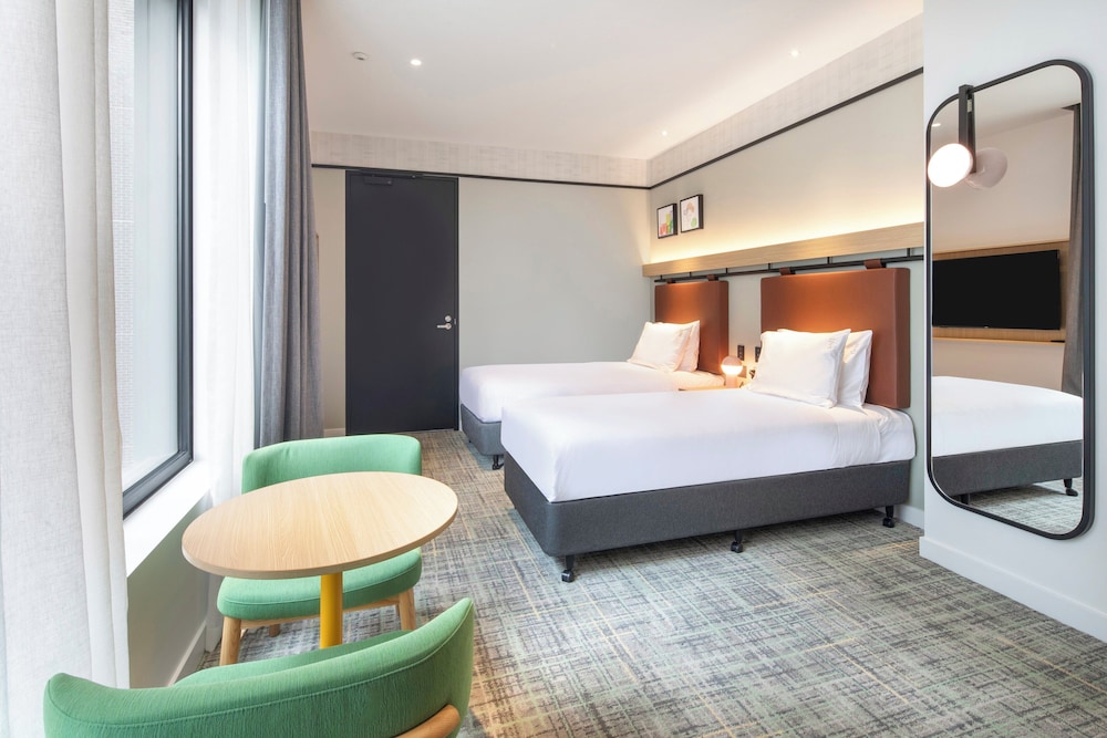 holiday inn melbourne bourke street mall by ihg