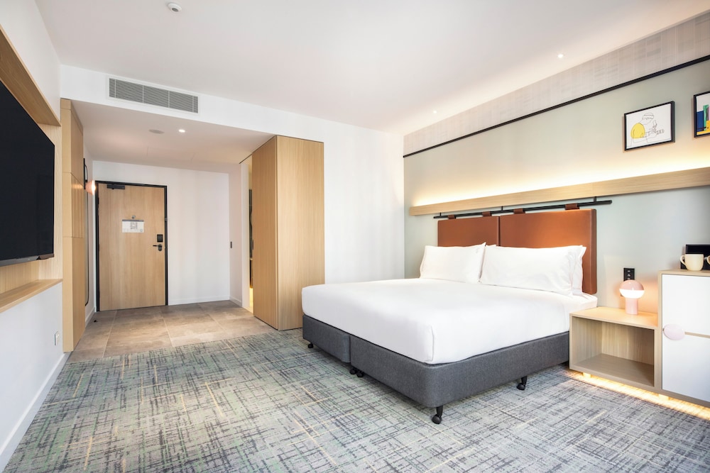 holiday inn melbourne bourke street mall by ihg