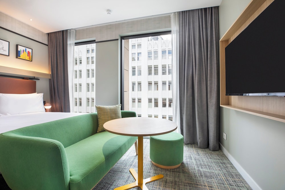 holiday inn melbourne bourke street mall by ihg