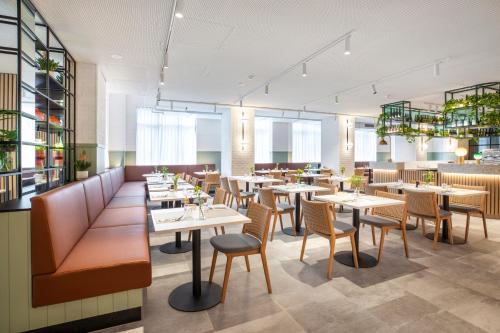 holiday inn melbourne bourke street mall by ihg