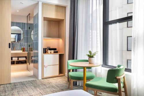 holiday inn melbourne bourke street mall by ihg