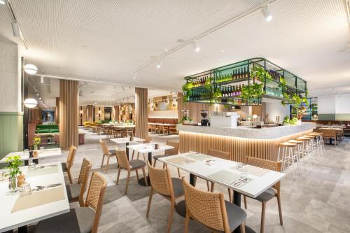 holiday inn melbourne bourke street mall by ihg