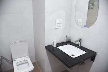 hotel om regency
